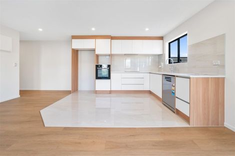 Photo of property in 10 Rorotu Avenue, Karaka, Papakura, 2113