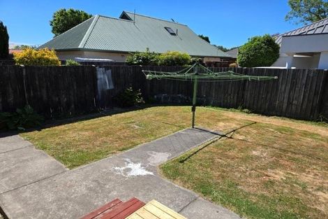 Photo of property in 2/102 Yaldhurst Road, Sockburn, Christchurch, 8042