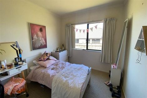 Photo of property in 30 Harry Shaw Way, Raumati South, Paraparaumu, 5032