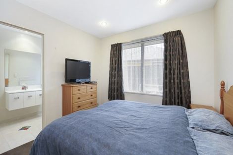 Photo of property in 9 Little Oaks Drive, Yaldhurst, Christchurch, 8042