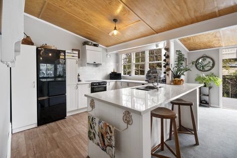 Photo of property in 89 Bridge Street, Bulls, 4818