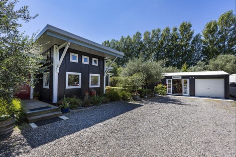 Photo of property in 16 Argyll Road, Otane, 4276