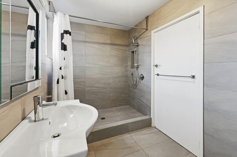 Photo of property in 173 Springfield Road, St Albans, Christchurch, 8014