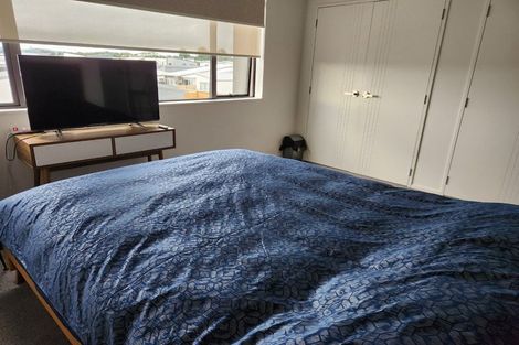 Photo of property in 38 Parahau Road, Papakura, 2110