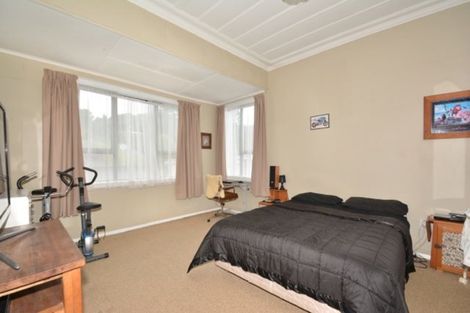 Photo of property in 98 Glen Road, The Glen, Dunedin, 9011