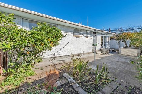 Photo of property in 1/172 Bowhill Road, New Brighton, Christchurch, 8083