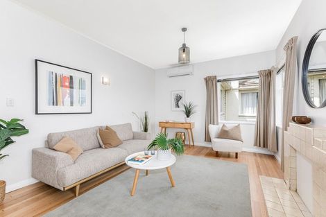 Photo of property in 67 Pembroke Road, Northland, Wellington, 6012