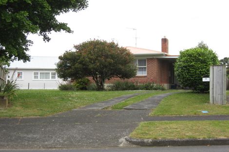 Photo of property in 4 Fausett Avenue, Pukekohe, 2120