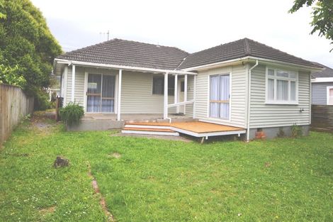 Photo of property in 147 Bartholomew Road, Levin, 5510