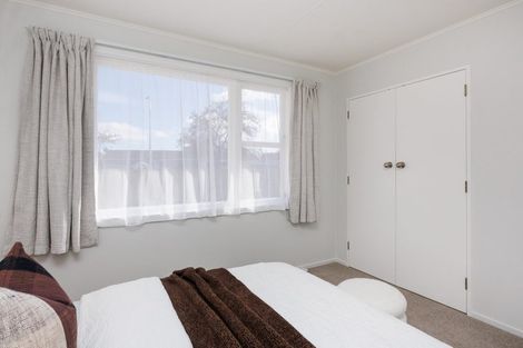 Photo of property in 34 Rhodes Drive, Kelvin Grove, Palmerston North, 4414