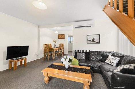 Photo of property in 9 Commons Way, Crofton Downs, Wellington, 6035