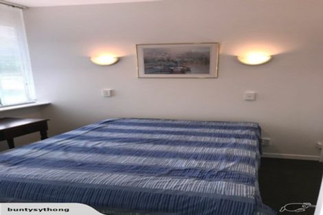 Photo of property in Terrace Tower Apartments, 1d/126 The Terrace, Wellington Central, Wellington, 6011