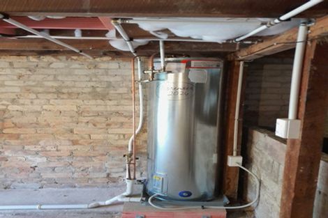 Photo of property in 327 Western Hills Drive, Avenues, Whangarei, 0110