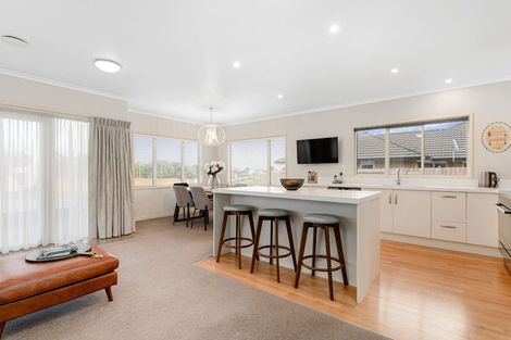 Photo of property in 35 Masefield Terrace, Kelvin Grove, Palmerston North, 4414