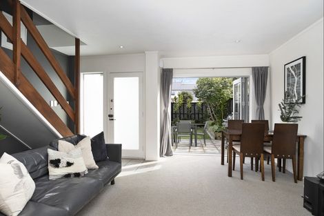 Photo of property in 4/5 Shackleton Road, Mount Eden, Auckland, 1024