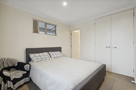 Photo of property in 106 Mako Mako Road, Levin, 5510