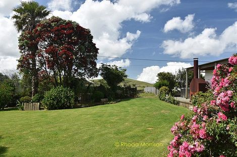 Photo of property in 52 Gallie Branch Road, Matakohe, 0594