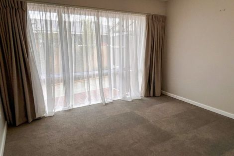 Photo of property in 180 Centaurus Road, Saint Martins, Christchurch, 8022