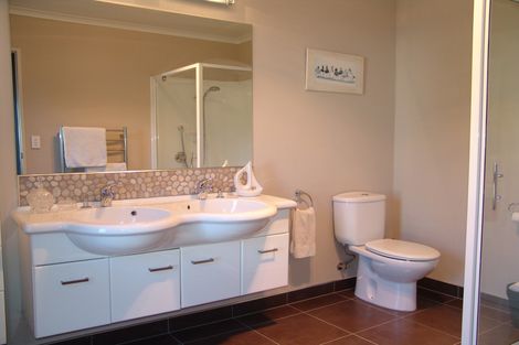 Photo of property in 33 Mangauika Road, Pirongia, Te Awamutu, 3876