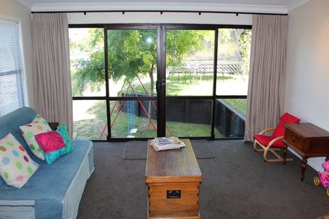 Photo of property in 23 Eastcliffe Road, Castor Bay, Auckland, 0620