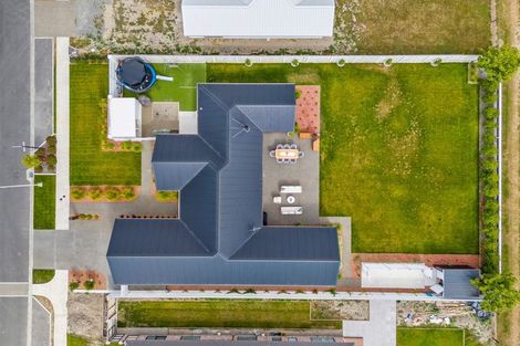 Photo of property in 28 Whitehall Drive, Springlands, Blenheim, 7201