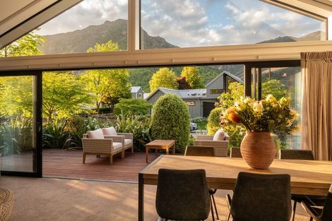 Photo of property in 26 Flynn Lane, Arrowtown, 9302