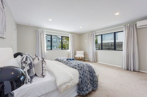 Photo of property in 11 Parkview Drive, Gulf Harbour, Whangaparaoa, 0930