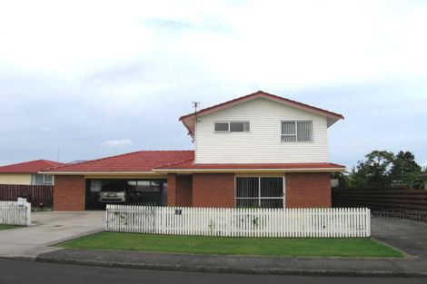Photo of property in 14 Tabitha Crescent, Henderson, Auckland, 0612