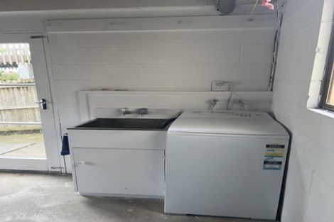 Photo of property in 9 Heaton Grove, Chatswood, Auckland, 0626