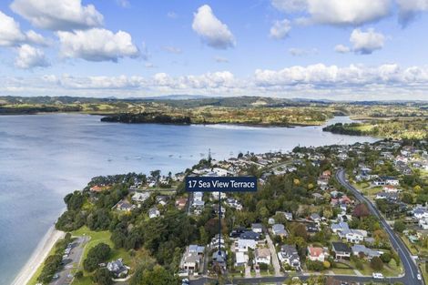 Photo of property in 17 Sea View Terrace, Cockle Bay, Auckland, 2014