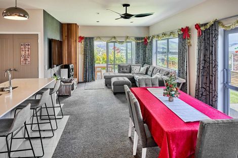 Photo of property in 25 Paparoa Crescent, Aotea, Porirua, 5024