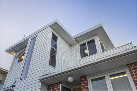 Photo of property in 2 Toru Street, Te Atatu Peninsula, Auckland, 0610