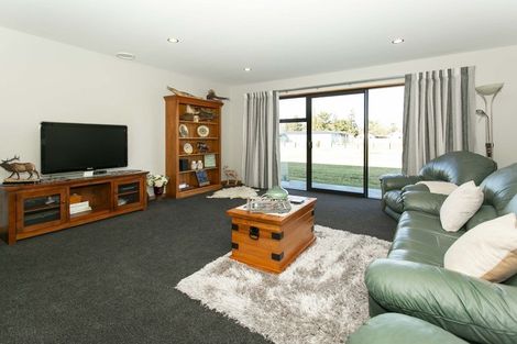 Photo of property in 142 Tarbottons Road, Tinwald, Ashburton, 7700