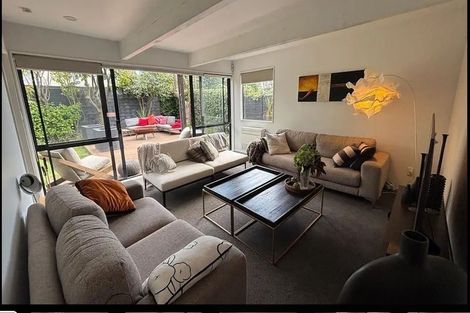 Photo of property in 2/14 Taylors Avenue, Bryndwr, Christchurch, 8052