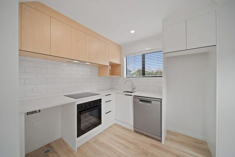 Photo of property in 13/13 Brough Road, Manurewa East, Auckland, 2102