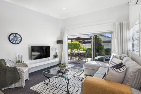 Photo of property in 38a Hatton Road, Orewa, 0931
