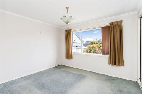 Photo of property in 9 Beeston Place, Redwood, Christchurch, 8051