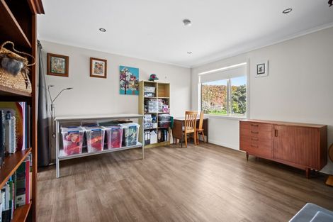 Photo of property in 472 Lees Road, Feilding, 4775