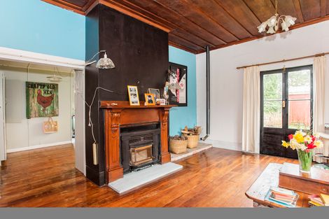 Photo of property in 4 Terrace Street, Matawai, 4075