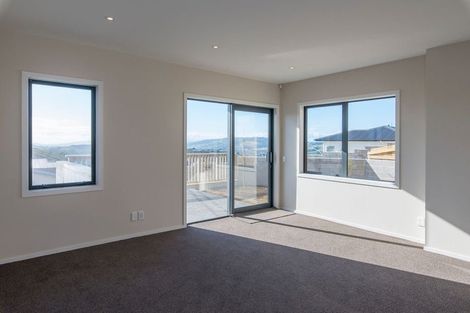 Photo of property in 9 Comber Place, Johnsonville, Wellington, 6037