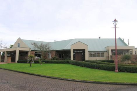 Photo of property in 2 Roberts Way, Flagstaff, Hamilton, 3210