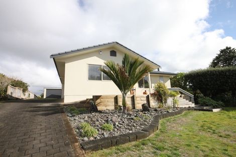 Photo of property in 9 Winderton Way, Pauanui, Hikuai, 3579