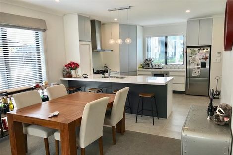 Photo of property in 17 Somerby Mews, Silverstream, Upper Hutt, 5019