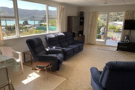 Photo of property in 22 Old Mill Road, Okiwi Bay, 7193