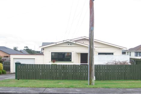 Photo of property in 3/5 West Street, Papakura, 2110
