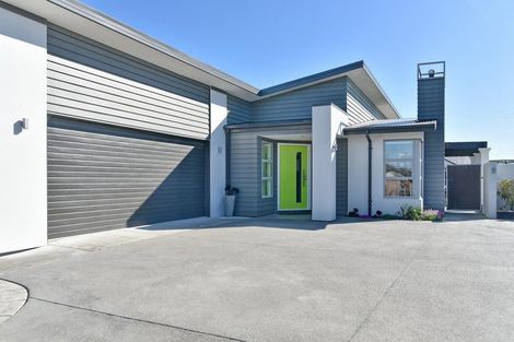 Photo of property in 9 Churchill Drive, Rangiora, 7400