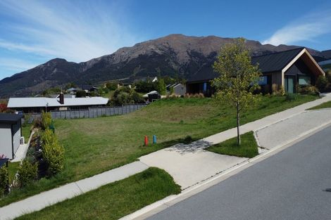 Photo of property in 13 Sarges Way, Lake Hawea, 9382