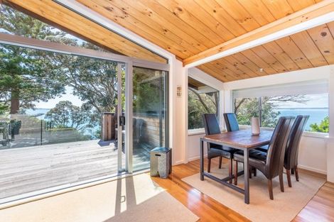 Photo of property in 2/58 Cliff Road, Torbay, Auckland, 0630
