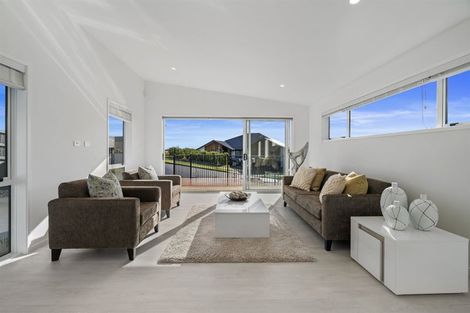 Photo of property in 3 Manotini Way, Pyes Pa, Tauranga, 3112