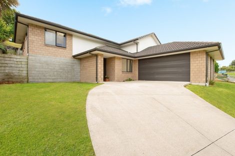 Photo of property in 10 Raptor Way, Welcome Bay, Tauranga, 3175